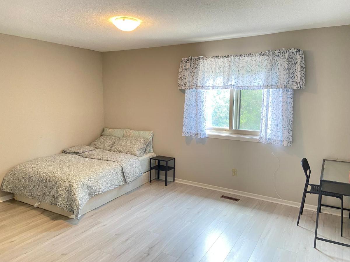 Apartamento 41 Huntsmill Blvd Toronto Exterior foto